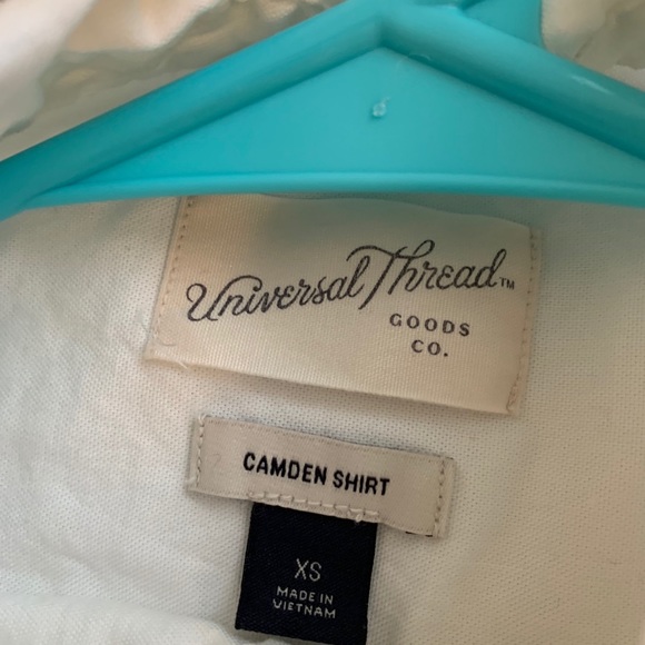 Simple white button ups - Picture 3 of 4